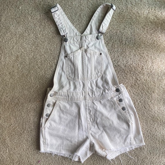 Old Navy Denim - Old Navy Women's Size Small 100% Cotton Overall Shorts Cream White Denim Raw Hem